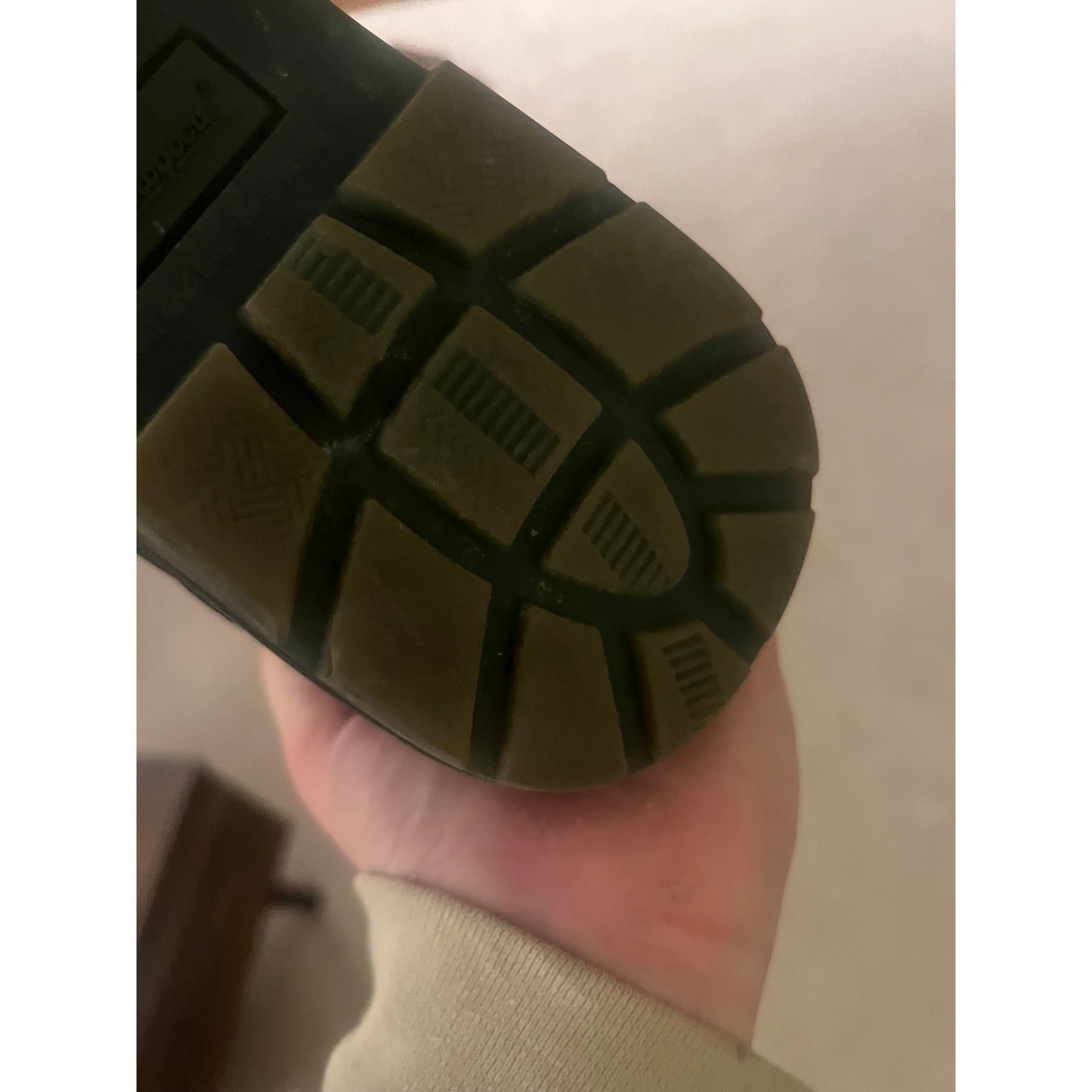 Thorogood Men's 6 Inch EH Comp Toe Station Work Boots Black Leather- Size 9.5