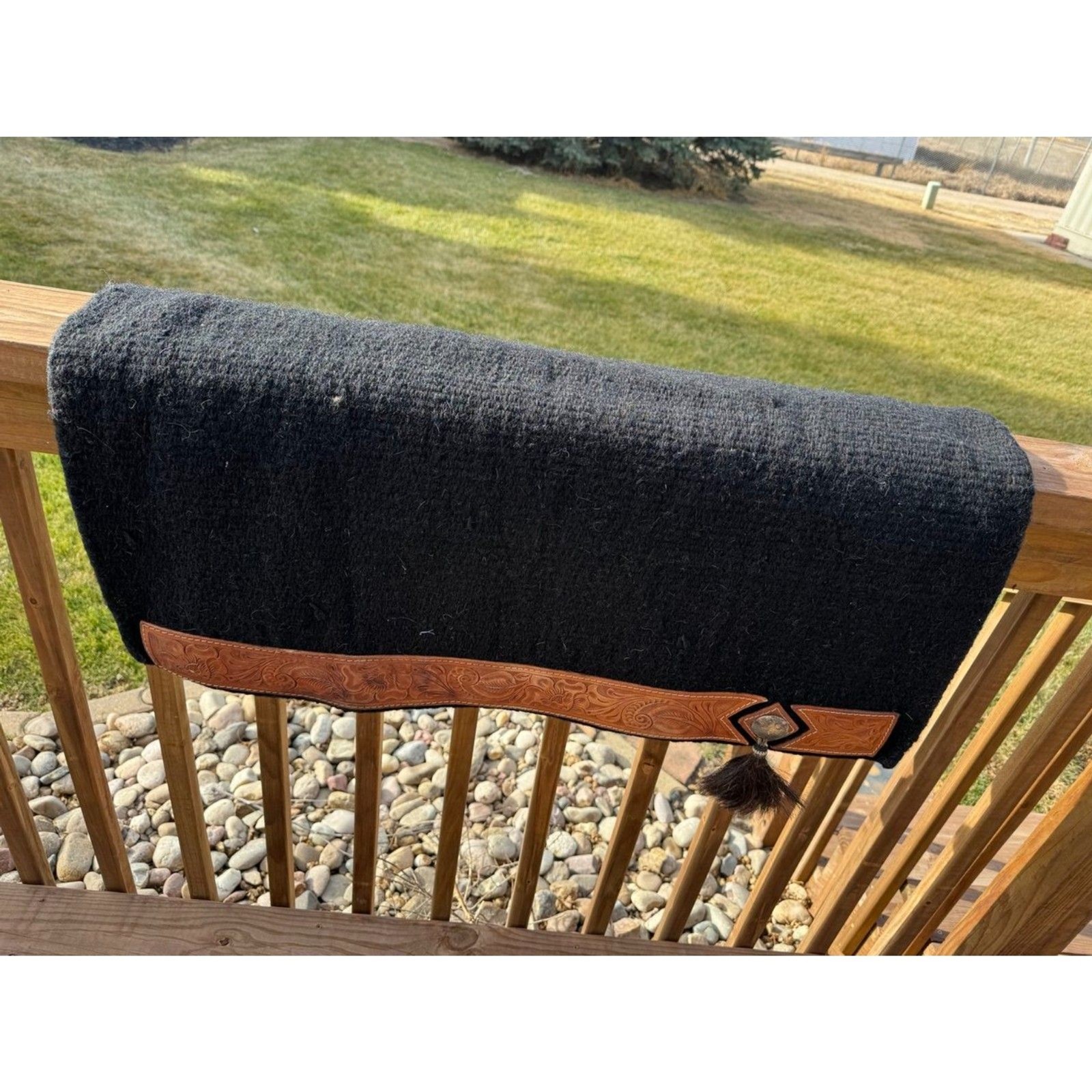 Western Black Leather Saddle Horse Blanket Horsehair tassel 34" x 34"