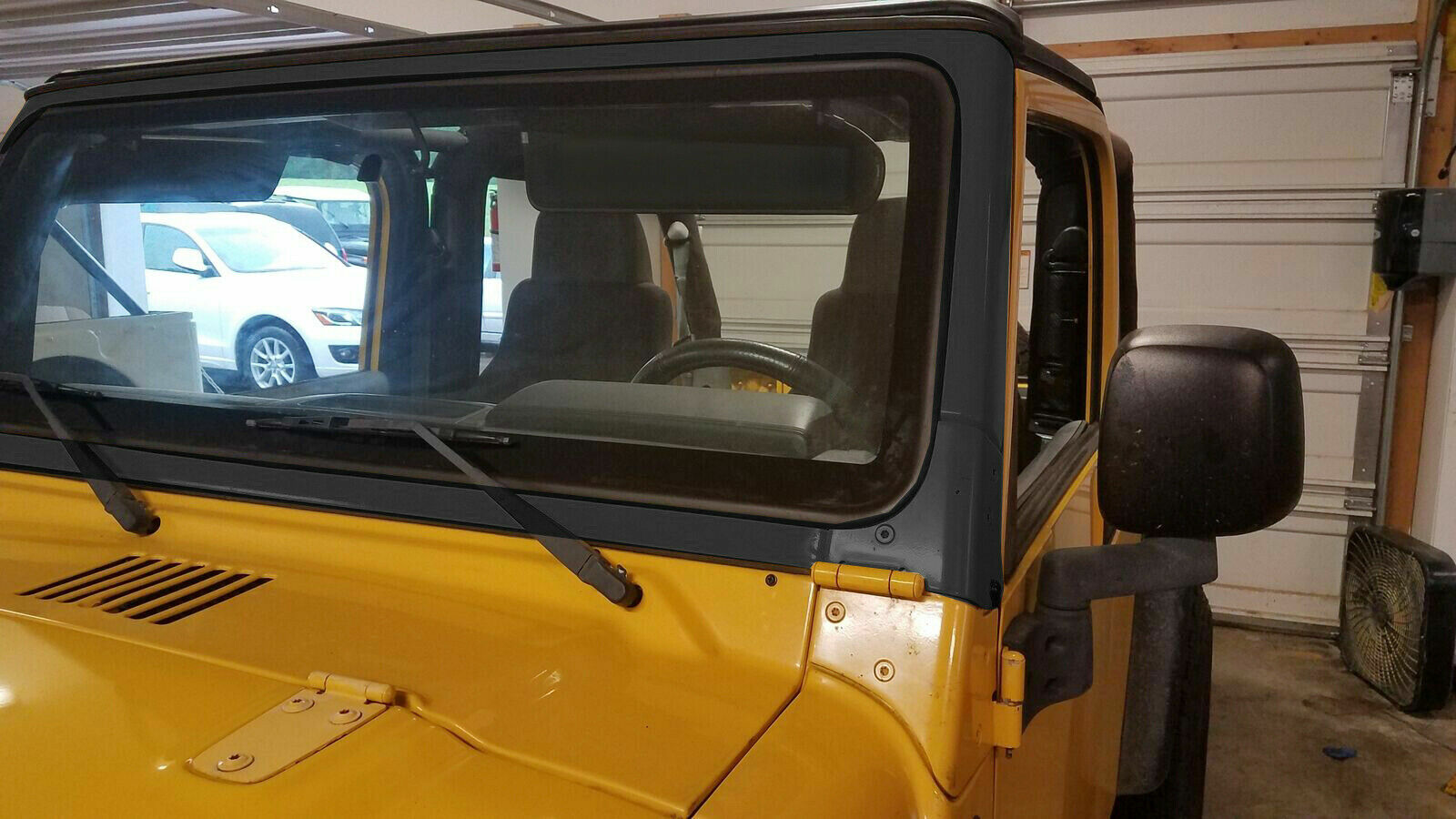 For 2003-2006 Jeep Wrangler Windshield Frame 2005 2004 WINDSHIELD FRAME