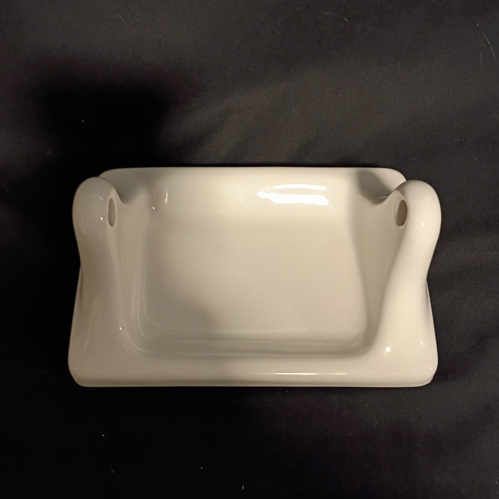 Vintage White Ceramic Toilet Paper Holder Bathroom Wall Mounted MCM M-108