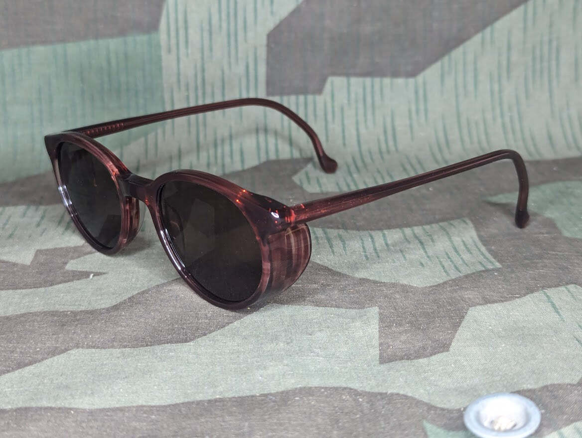 Reproduction WWII German Luftwaffe Umbral Sunglasses Vintage 1940s Red Brown