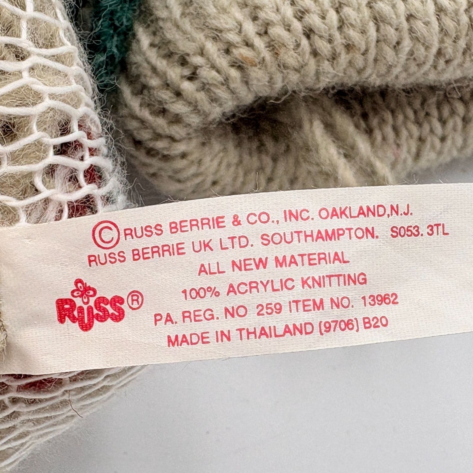 Russ Berrie Christmas Knit Stockings Lot Of 4 Red & Green 14" Vintage Decor