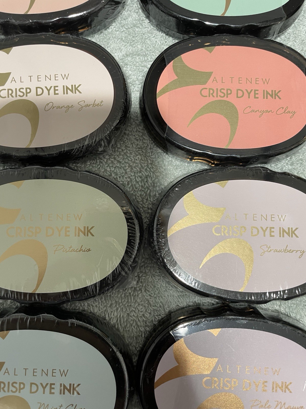 Altenew Crisp Dye Ink Pads Assorted Colors Stamping Embossing -LOT OF 43 COLORS!