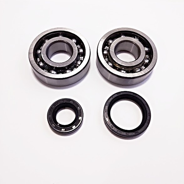 Suzuki RM125 Main Crank Bearings and Seals kit 89 90 91 92 93 94 95 96