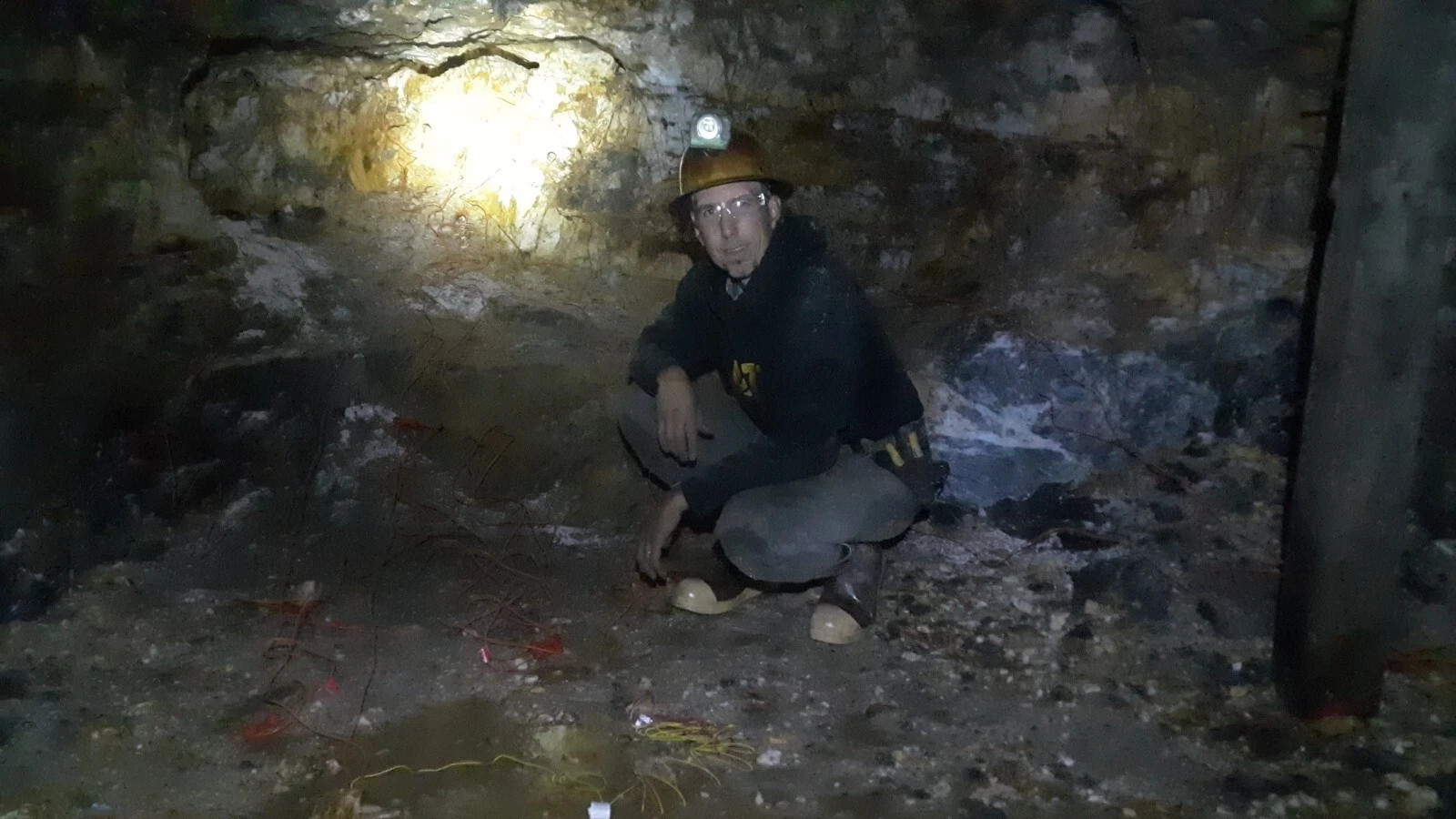 Reprocessed Smelting Slag (Gold/Silver Recovery), Approx. 1 gallon