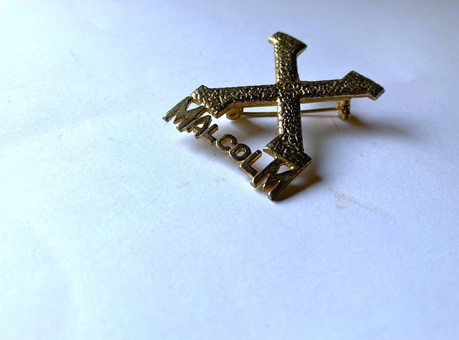 Original Scarce Malcolm X Pin Pinback 3-D from the era of Malcolm