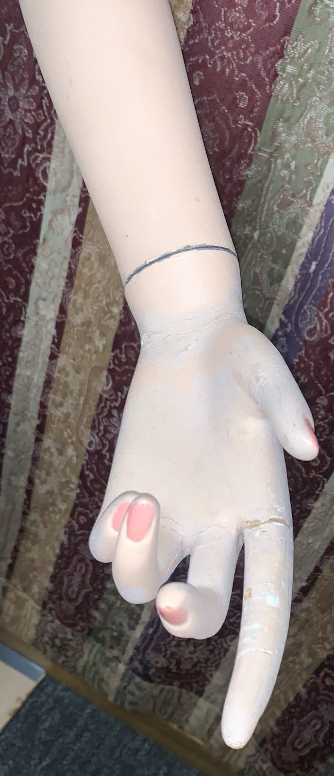 1960s FULL SIZE STORE CLOTHING DISPLAY MANNEQUIN WOMAN PLASTER? METAL STAND