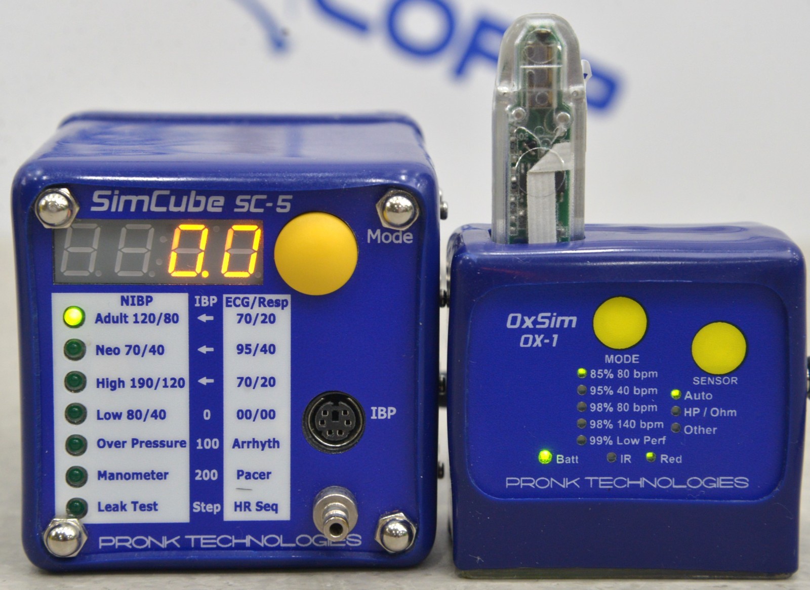 Pronk Technologies Optical Pulse Oximeter Simulator w/ SimCubeSC-5 & Accessories
