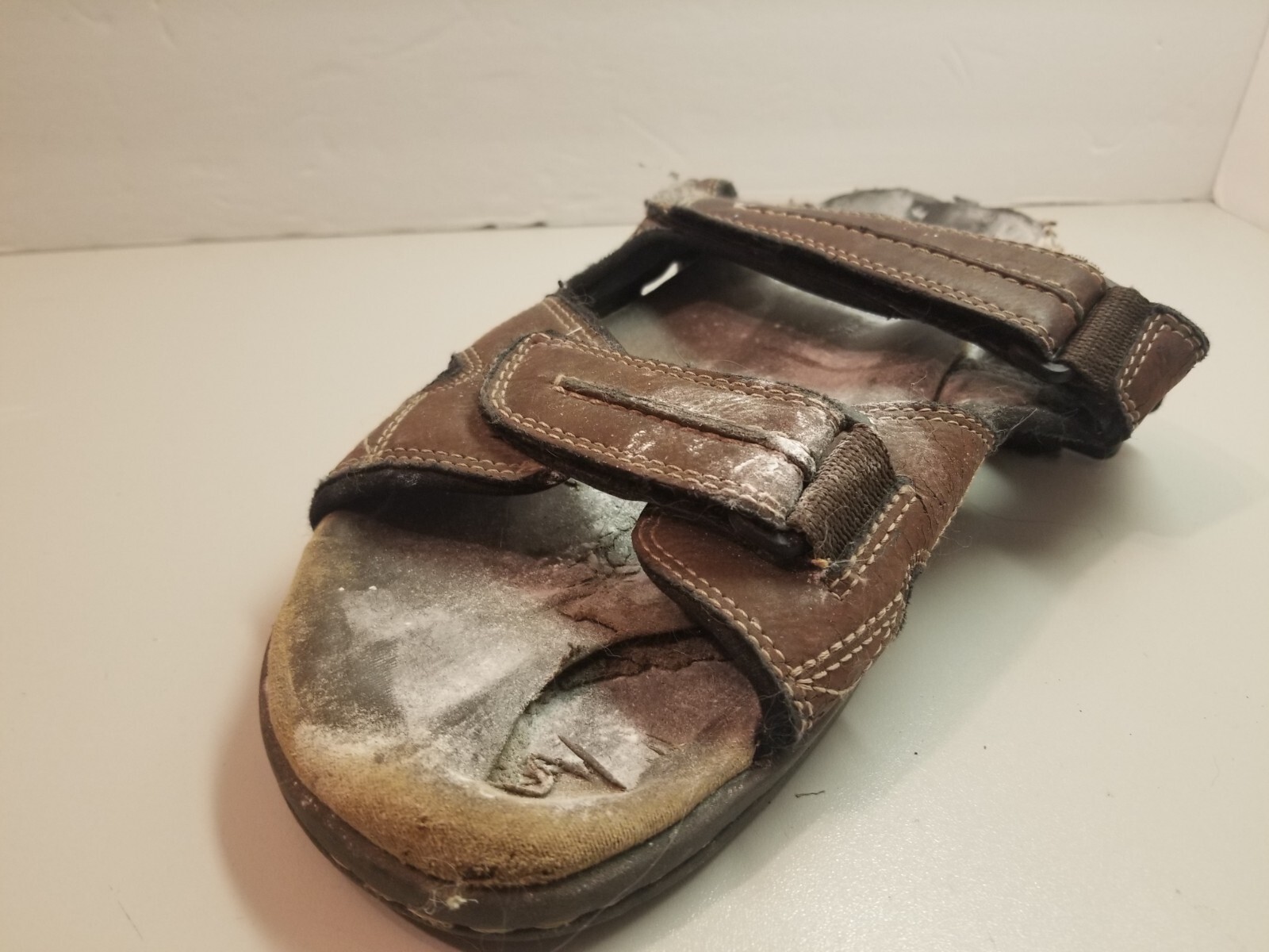 Men's REALLY Used Dockers Sandals 10w or 10 half READ Jesus Men Shoes Shoe