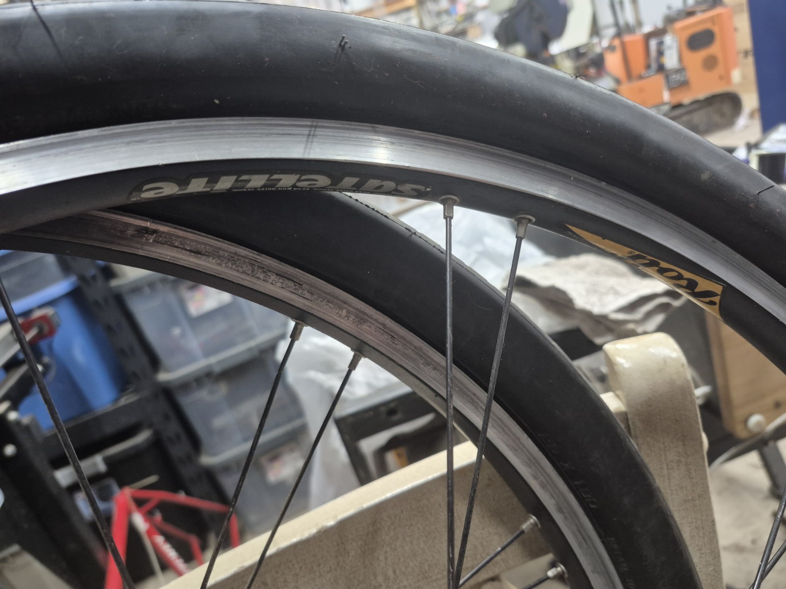 Vintage Rolf Satellite Wheelset 26" Very Rare