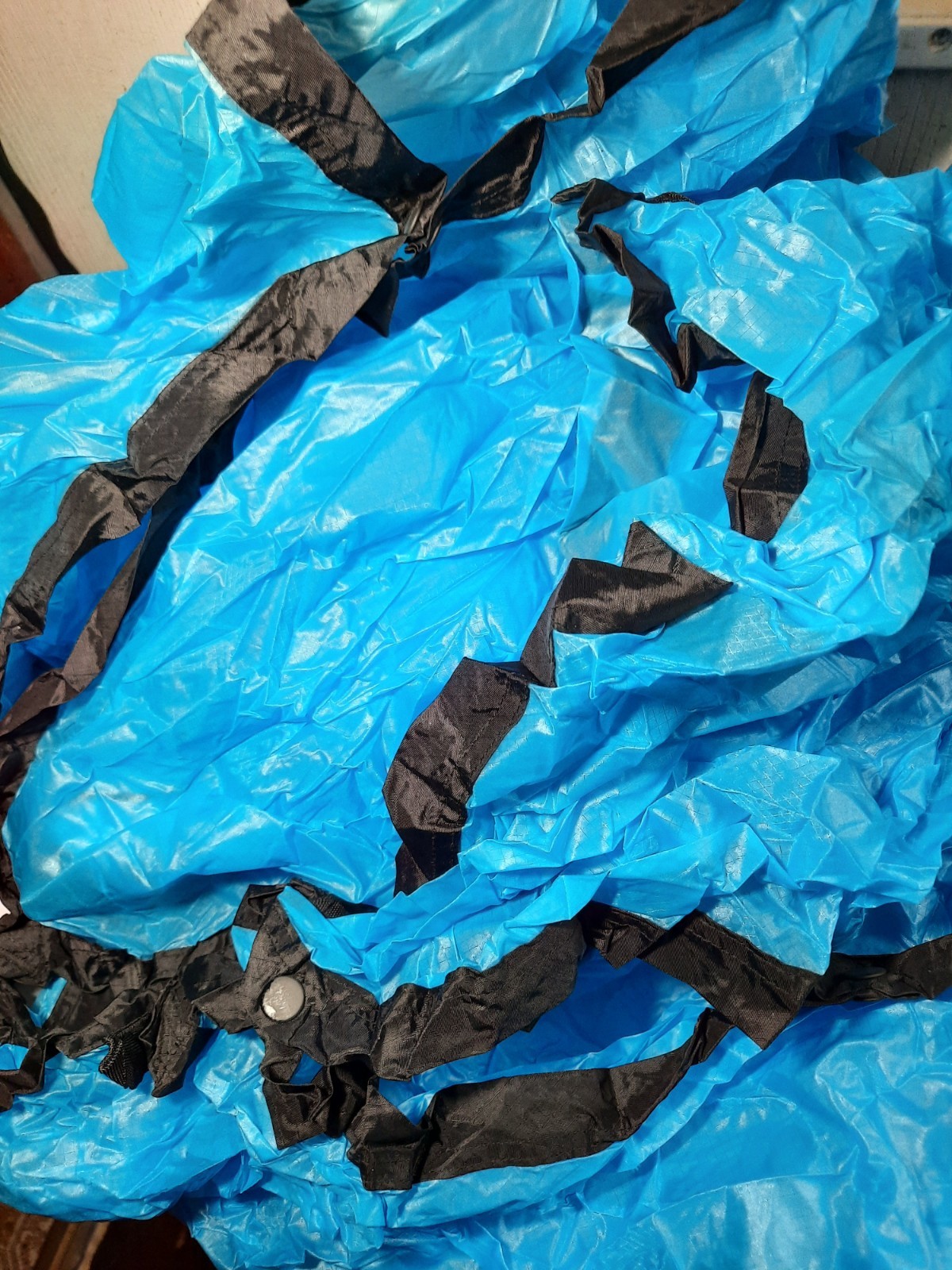 Sea To Summit Ultra-Sil Nano 15D Tarp Poncho 57”x104” 8.1oz Blue