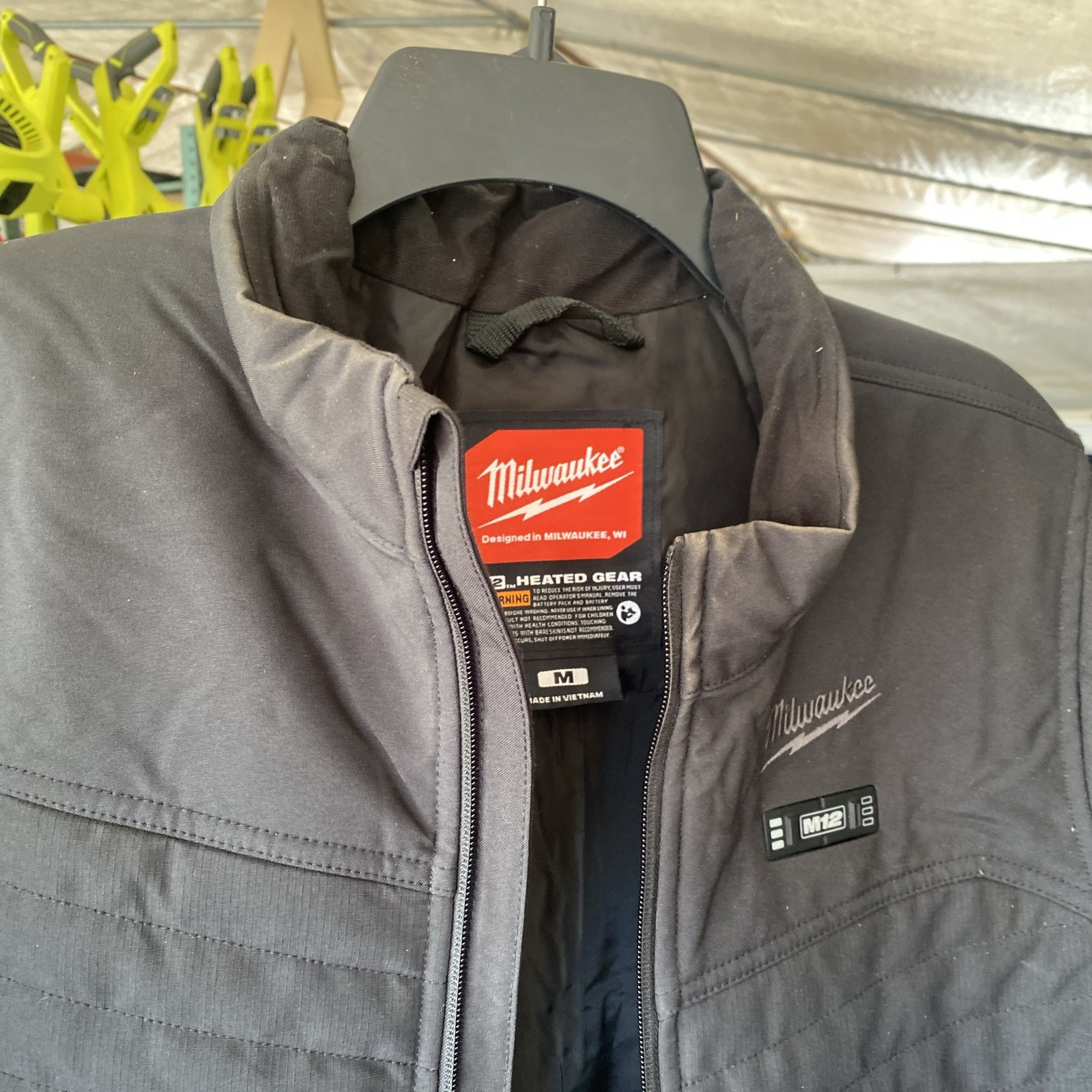 Milwaukee M12 Axis Women's Heated Jacket Kit Black Size S F102 Medium