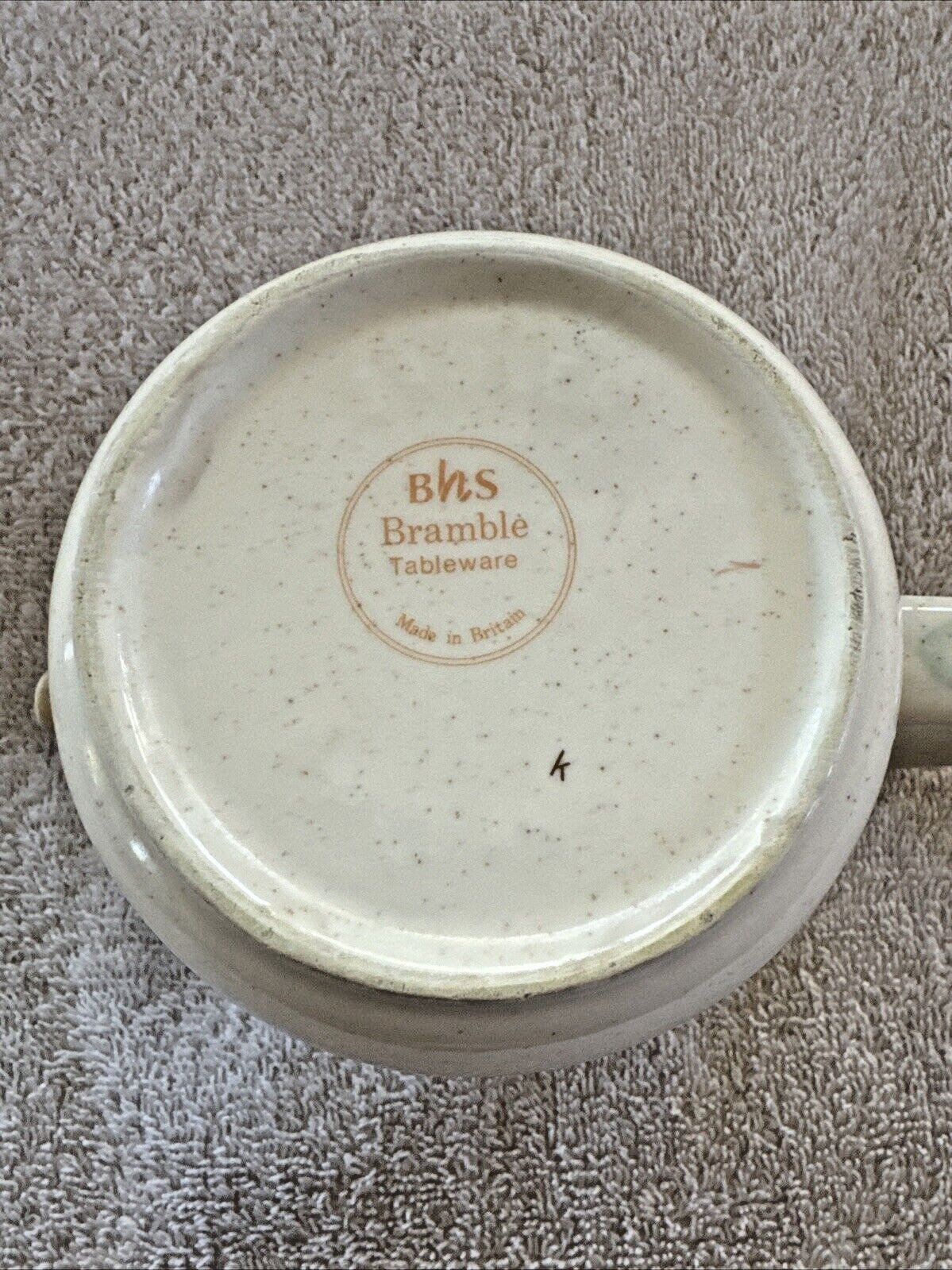 BHS Country Garland Small Tea Pot Cream Speckled Color W/ Flowers Painted on it