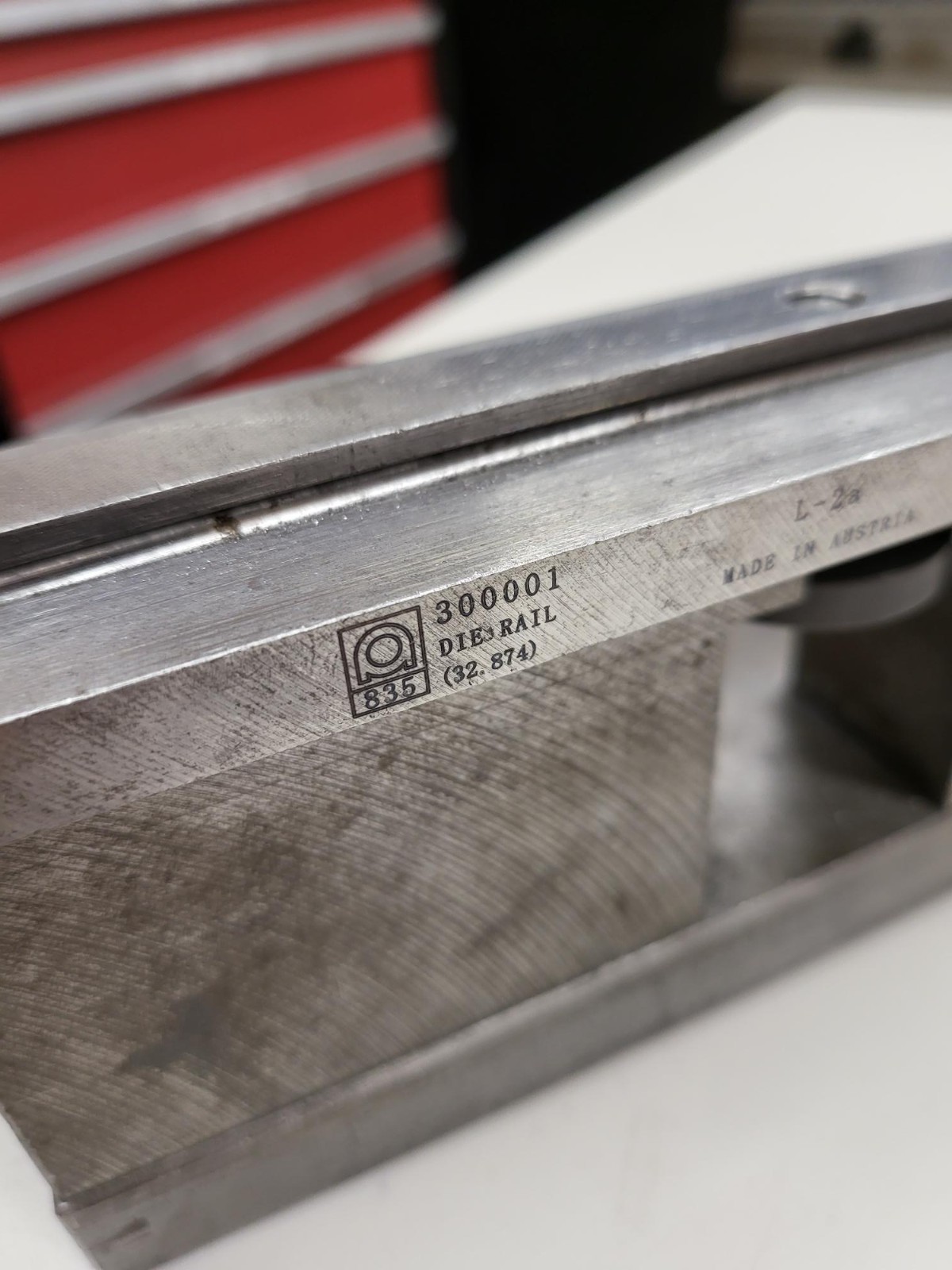 Press Brake 2V Die Holder 2.95" Tall X 2.362" Wide 32.87" Long & Amada Rail QC