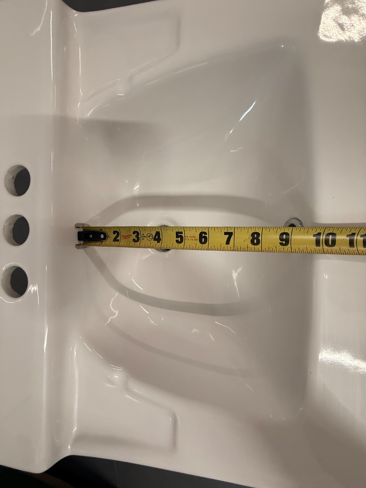 Cato White Caribe Jazmin 4" Faucet Centers Wall Mount Lavatory Sink 15035010100