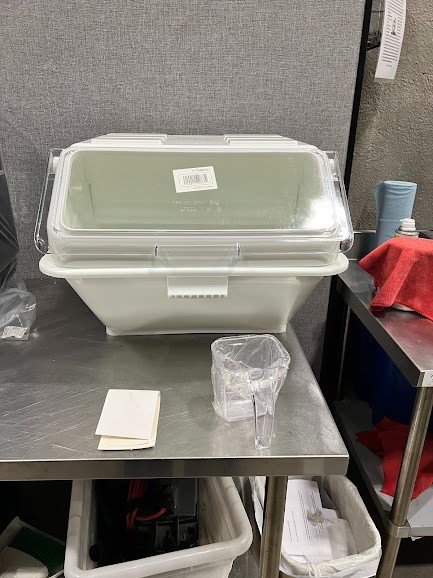 Baker's Lane 12.6 Gallon / 200 Cup Shelf Ingredient Bin.