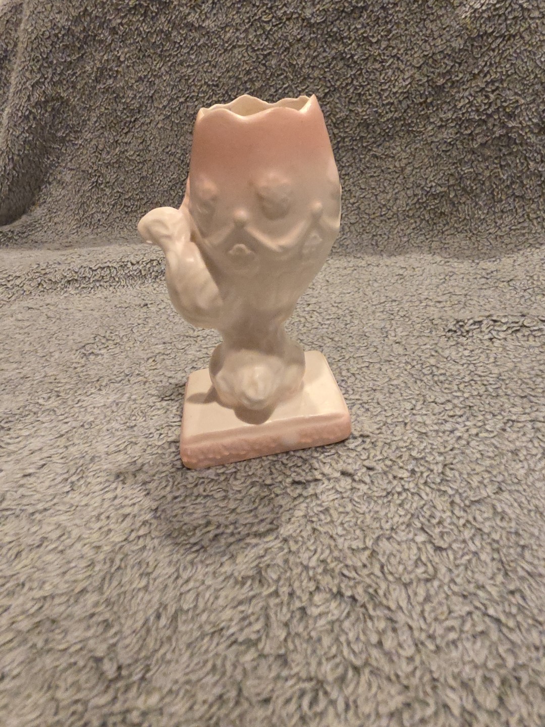 Napcoware Vintage Japan Ceramic Easter Bunny Rabbit Holding Egg C-6347 Vessel