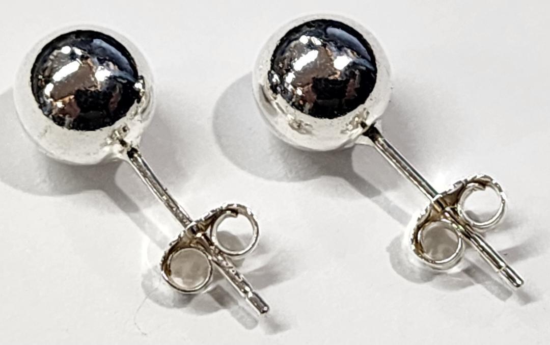 925 Sterling Silver Round Ball Stud Earrings Assorted Sizes