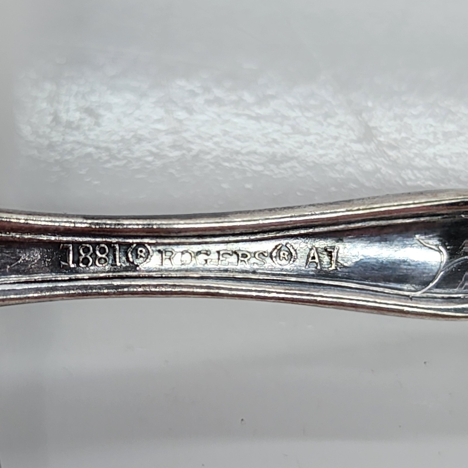 1881 Rogers A1 La Vigne Silverplate Oval Soup Spoons 2 Pc Grape Pattern READ