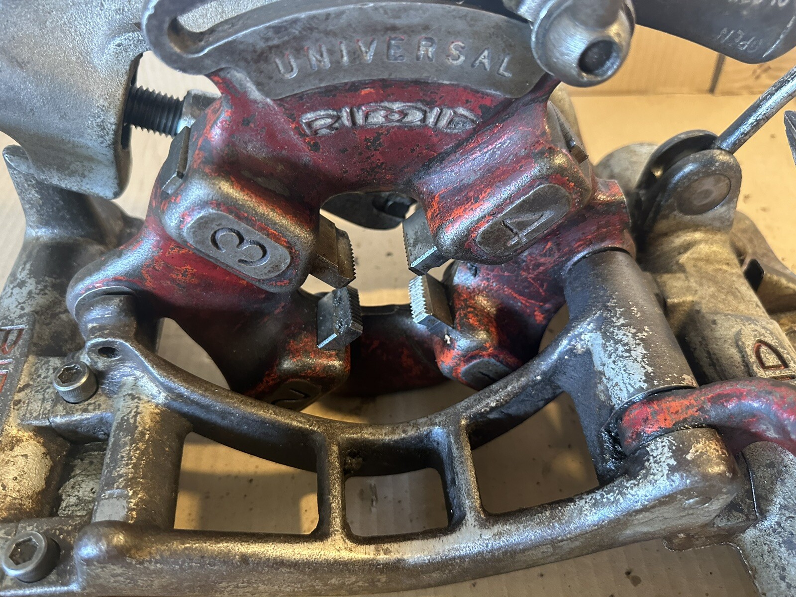 RIDGID DIE HEAD ,RIDGID REAMER & CUTTER SET &Carriage for early style RIDGID