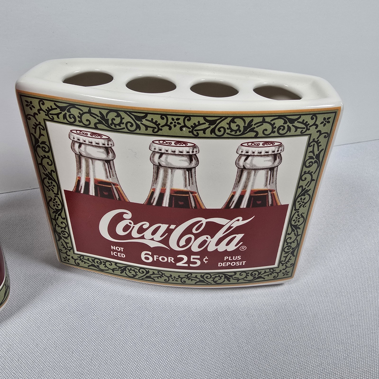 2003 Vintage Coca-Cola Ceramic Bath Set Soap Dispenser 4 Toothbrush Holder