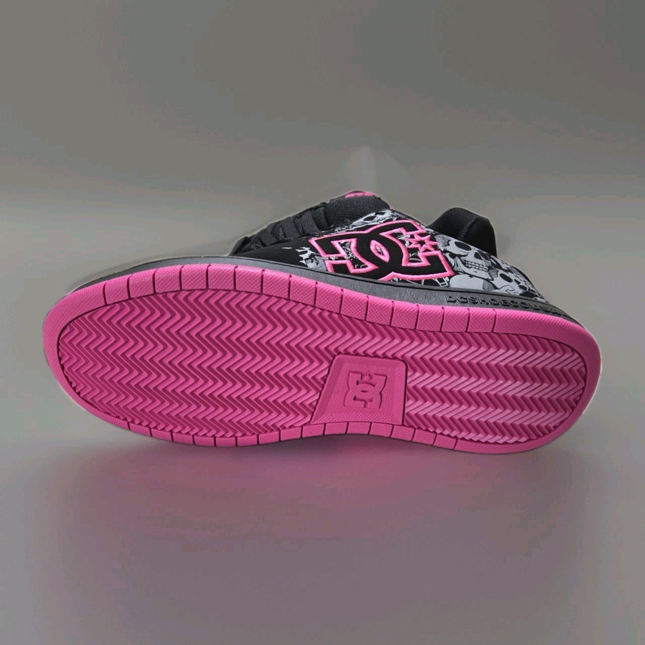 Women's DC Gaveler - Black/Pink