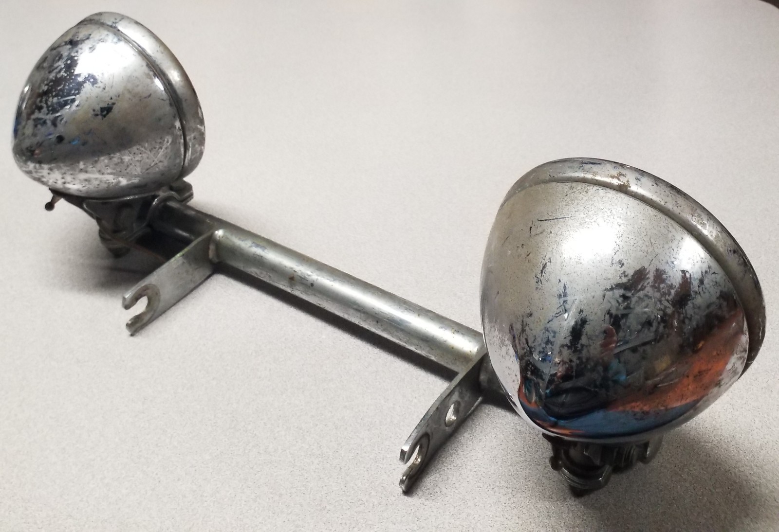 KNUCKLEHEAD PANHEAD SPOT LIGHTS SH-2 FLATHEAD VINTAGE OEM HARLEY-DAVIDSON