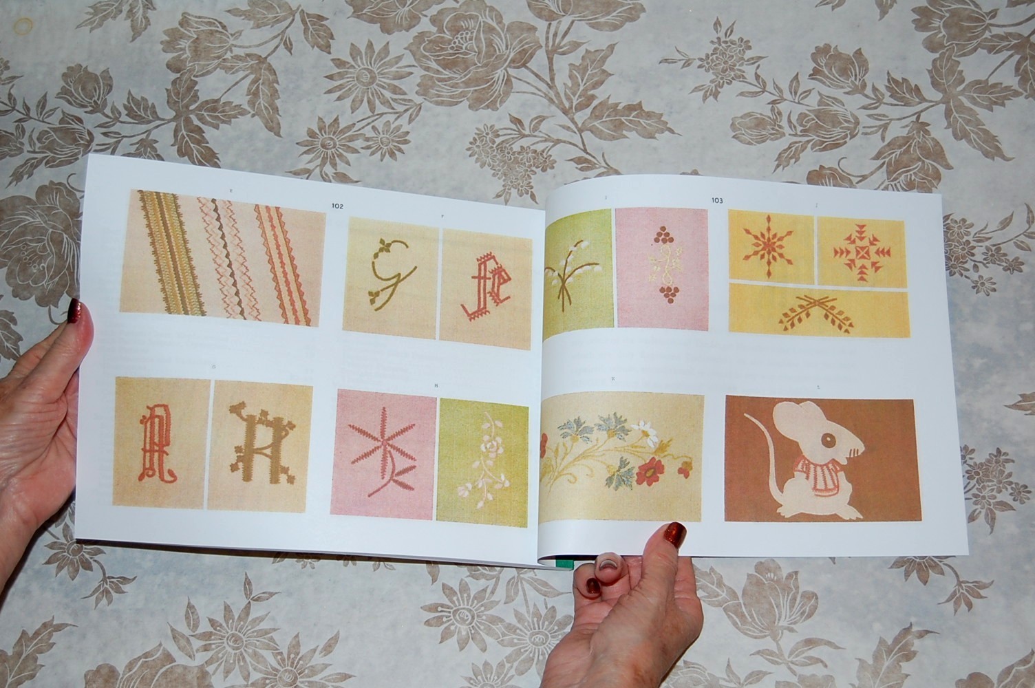 Rare Deluxe-Edition Instructions Manual for Singer 500, 500A Sewing Machines