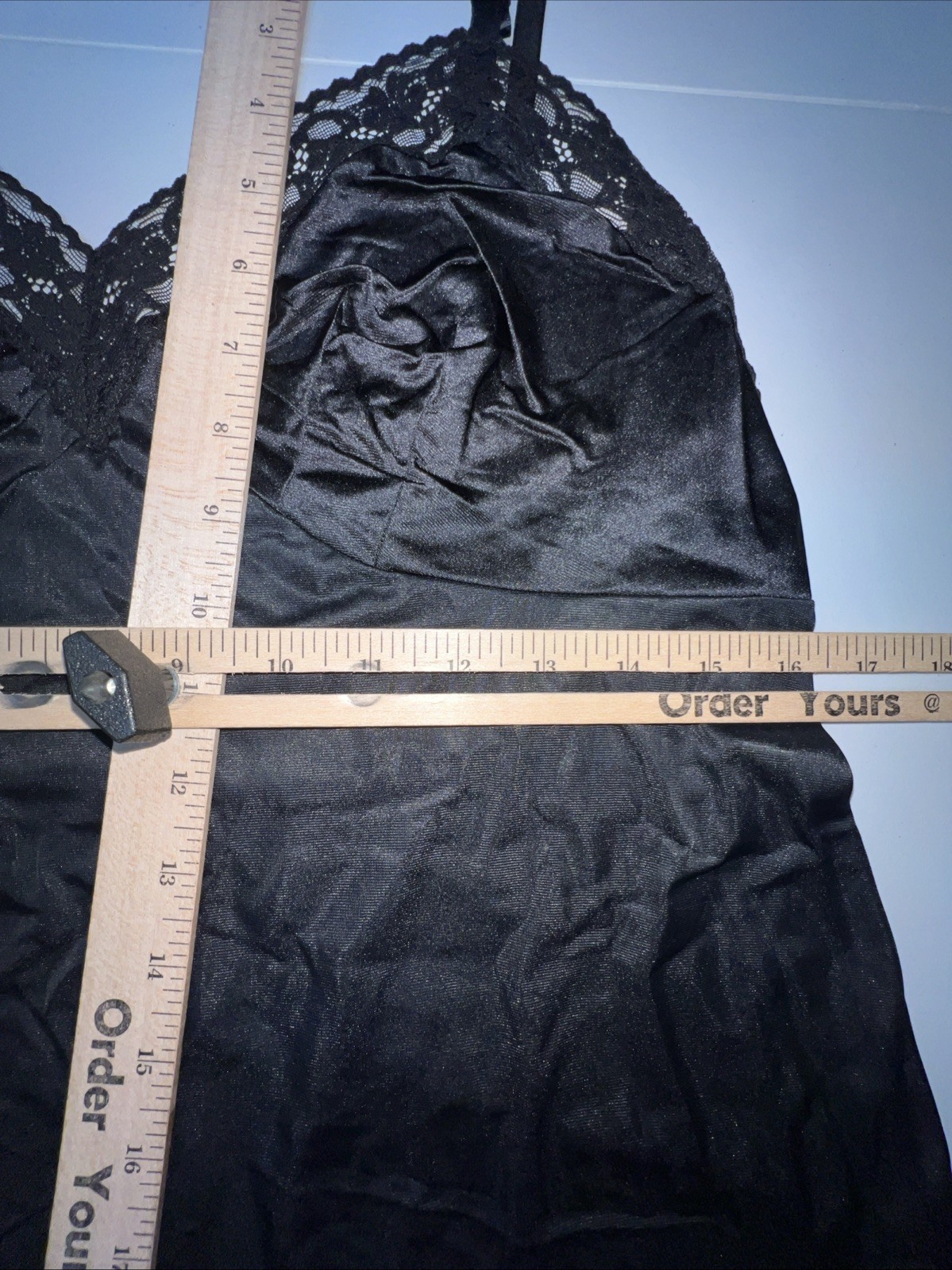 VTG 90s Vanity Fair Lace Trim Full Slip Dress 40 L Nylon Knee Length Black