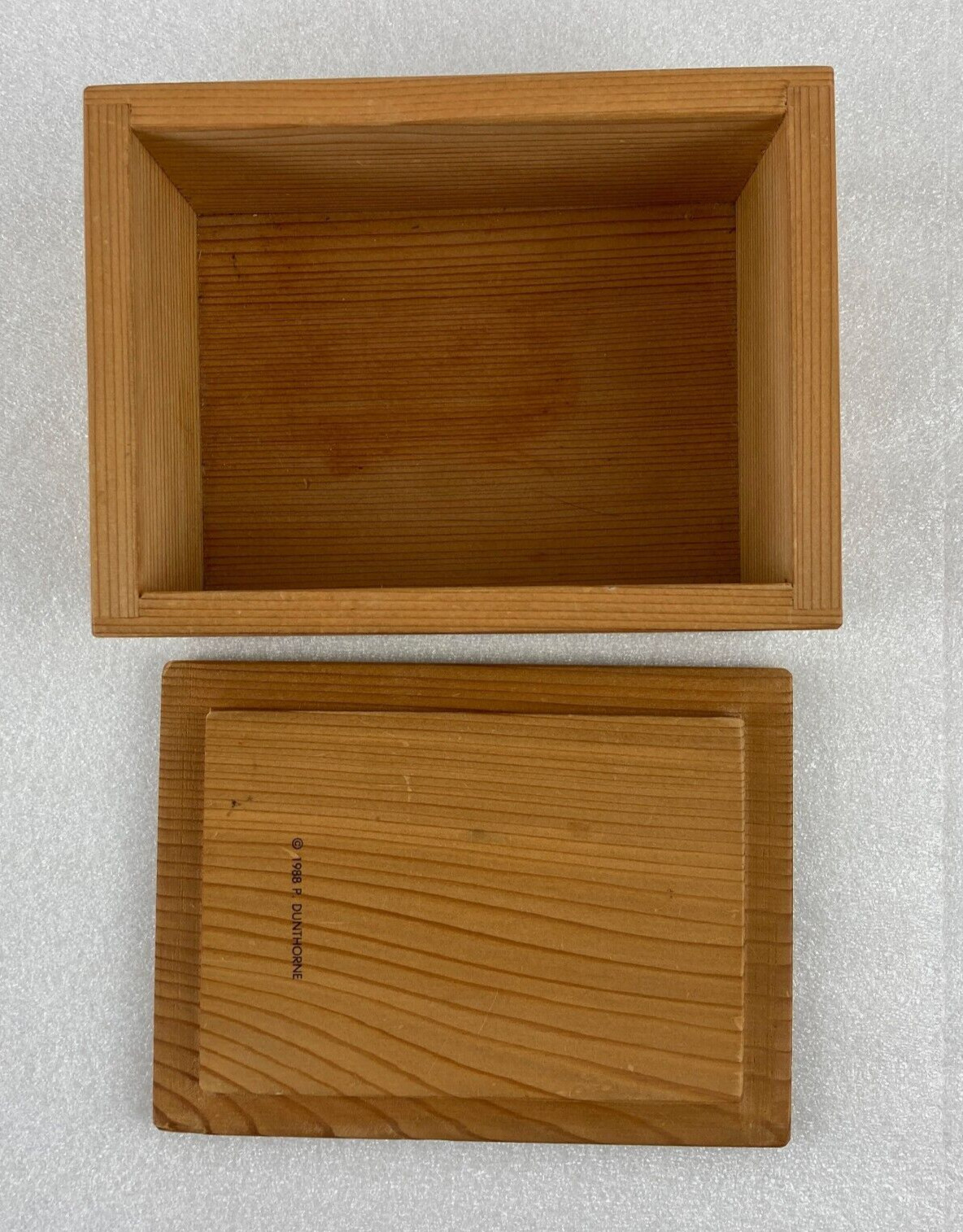 Upper Tribe Skagit SALMON Wooden Trinket Box w Lid P Dunthorne 1988