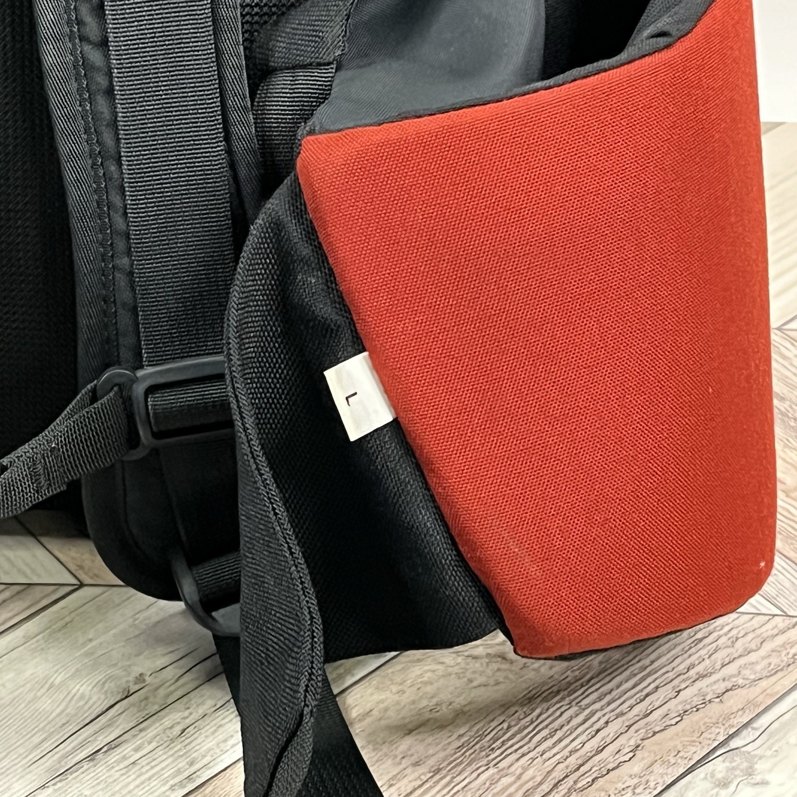 Osprey Skylark Backpack Colorado USA Orange Black Waist & Shoulder Strap Large