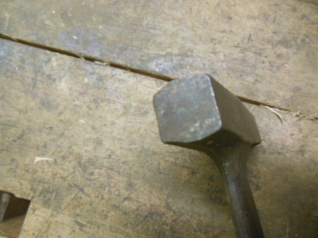 Vintage NOX-TOX crate hammer Bridgeport Hdwe Mfg Co old carpenter tool