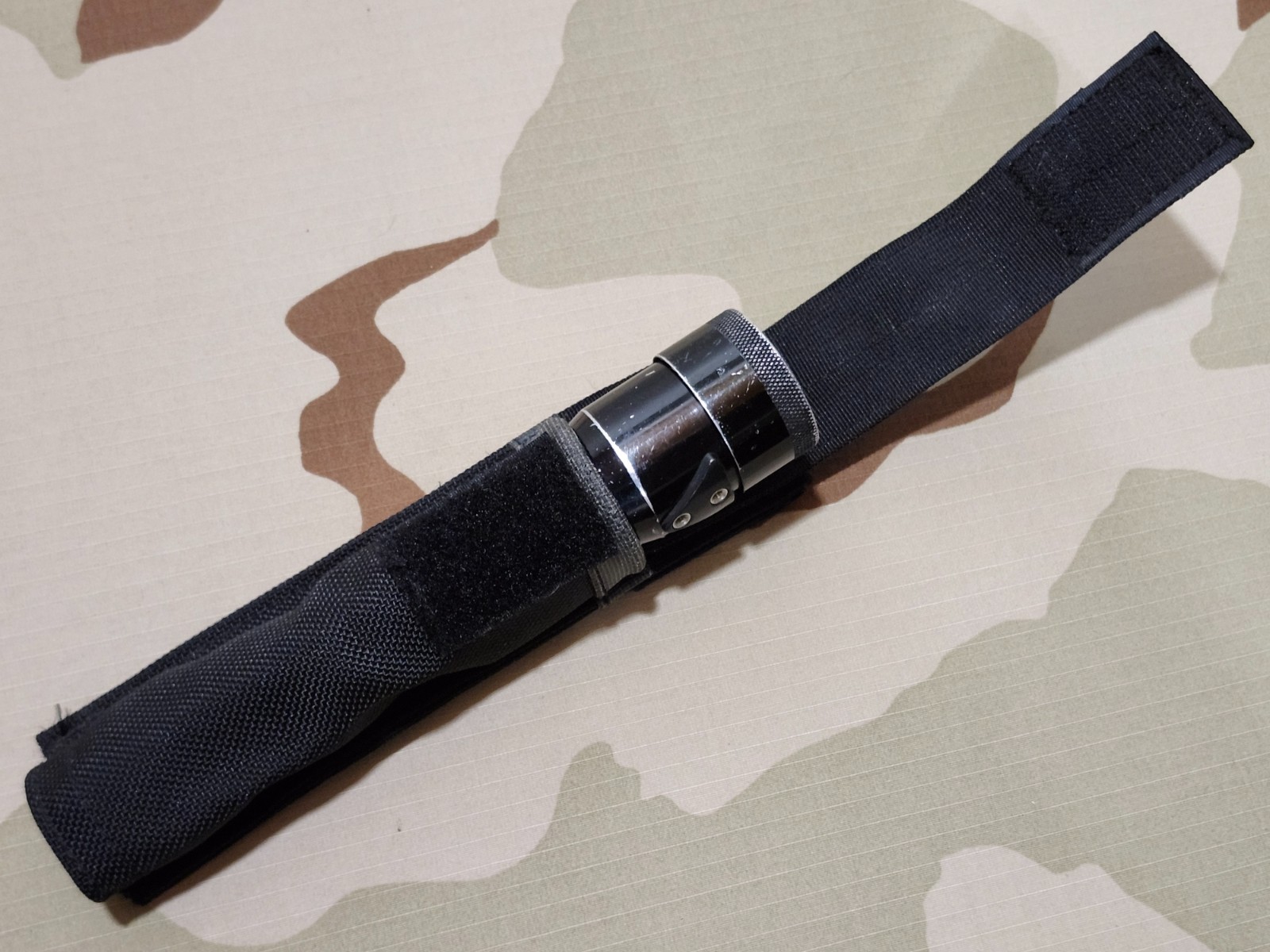 Blackhawk Old Gen Tactical Duty Streamlight Polystinger Pouch READ DESCRIPTION!