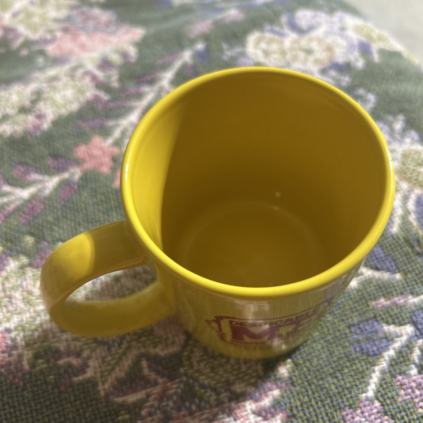 Despicable Me Mug Cup Minion Mayhem Yellow Universal Studios Florida 3.75”