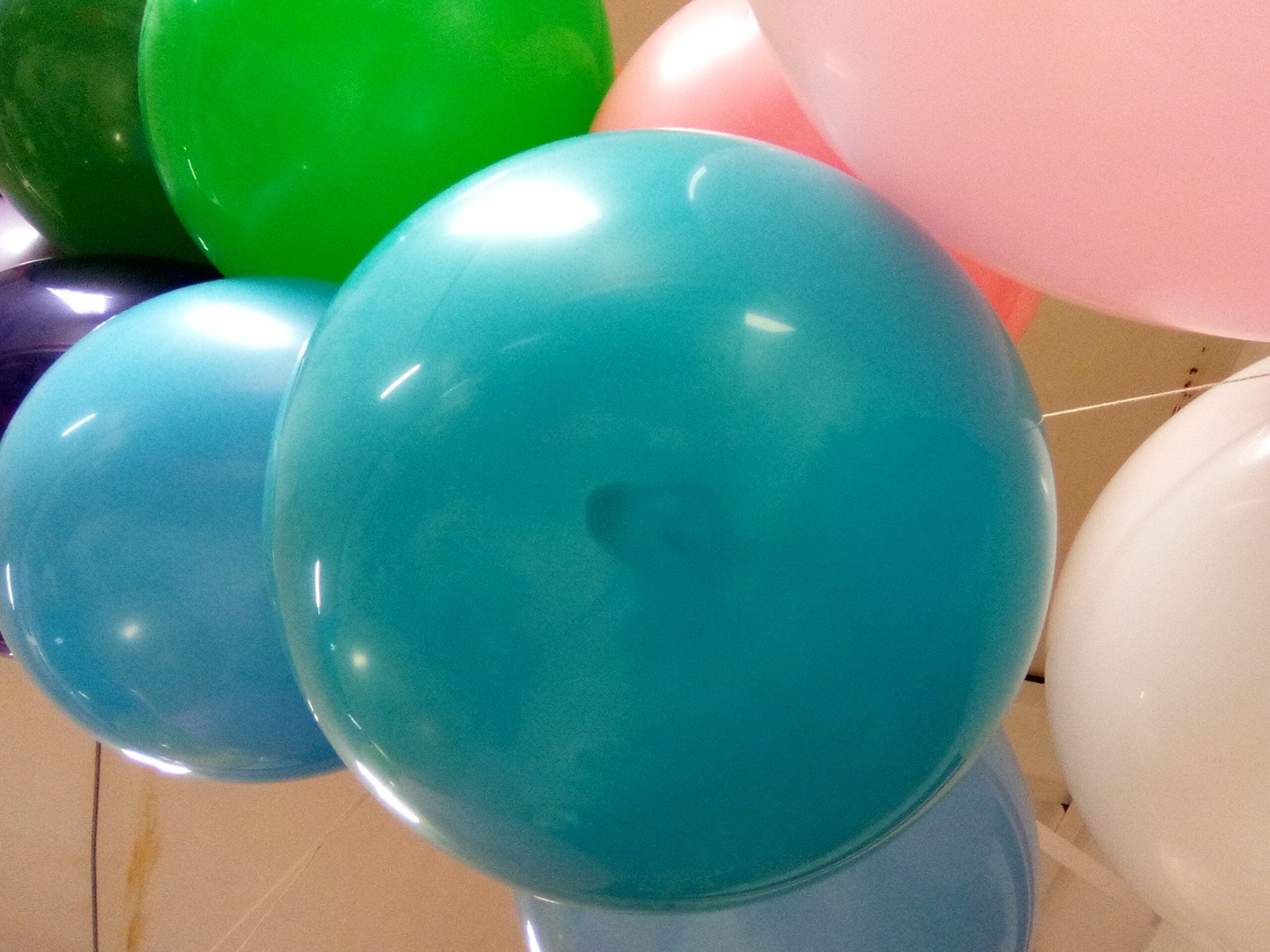 Bulk SALE-Latex 16"Slight Color Run Minimum(2000 Balloons)$0.10Each U-pic Colors