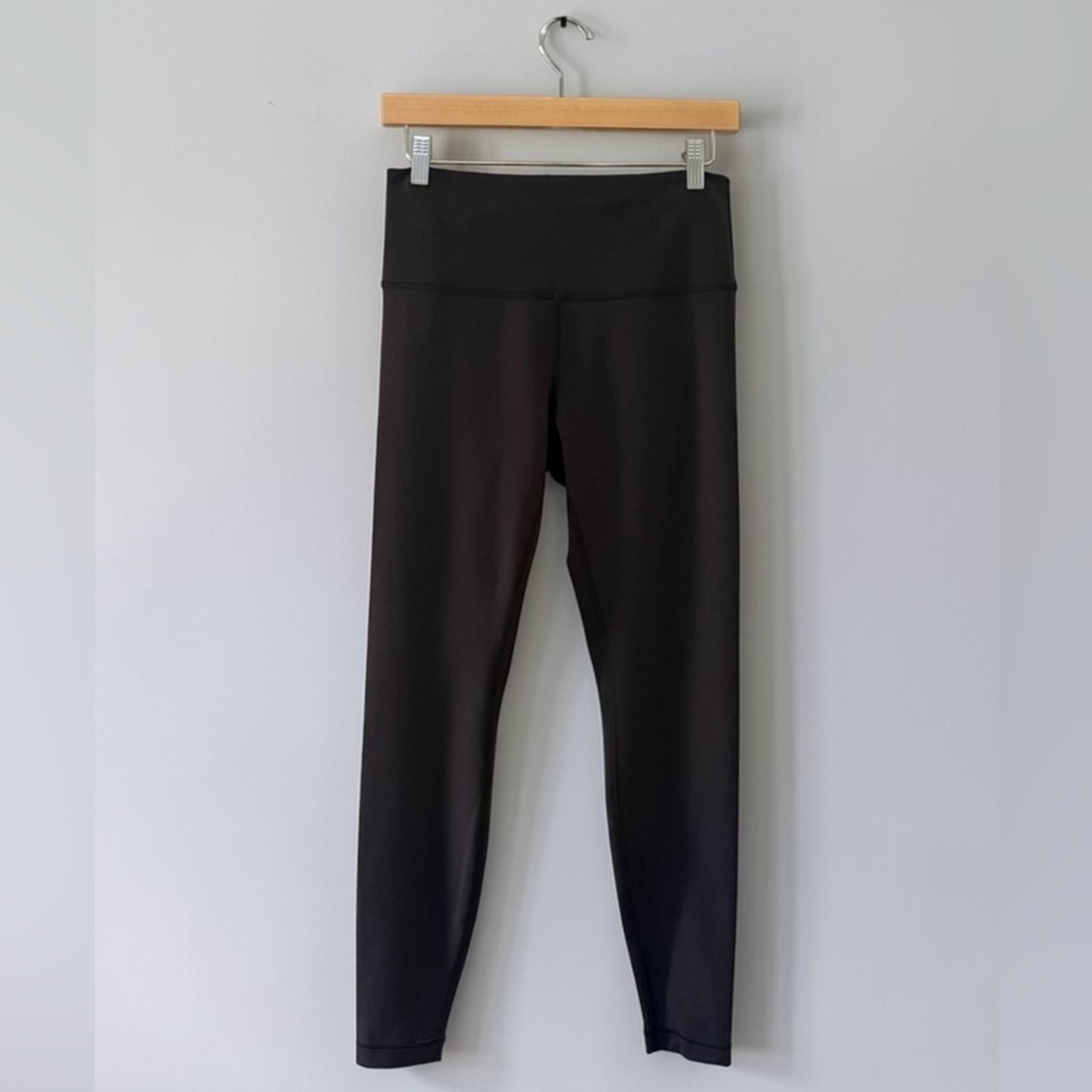Lululemon Women’s Black Leggings! Size 10