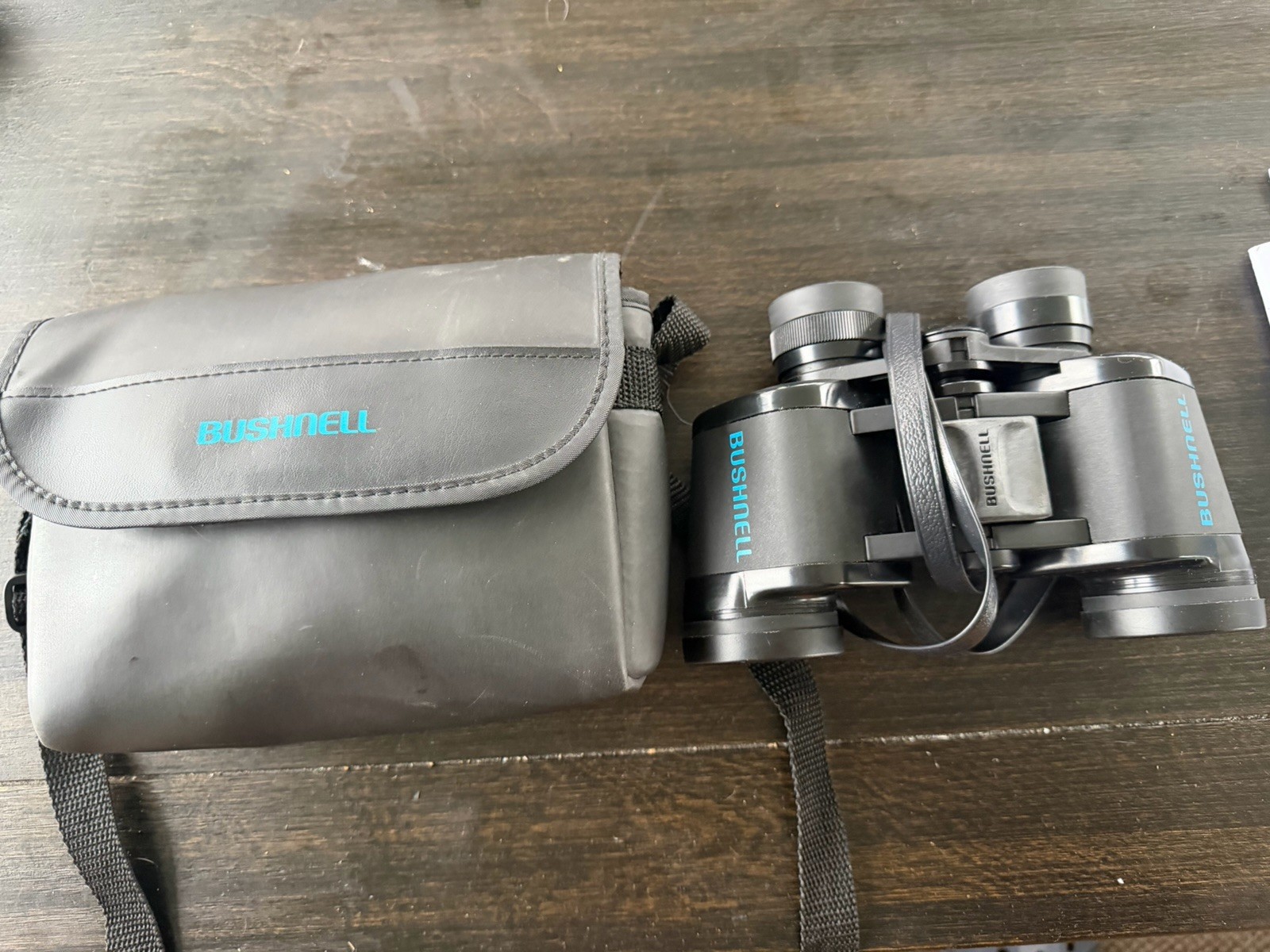 Bushnell WA Focus 7x35 Binoculars - 487 Feet At 1000 Yards - 13-7307k perfect