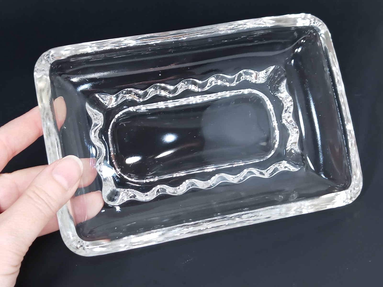 VTG Glass Bar Soap Dish Think Scallop Edges Heavy Solid Fluted Paperweight