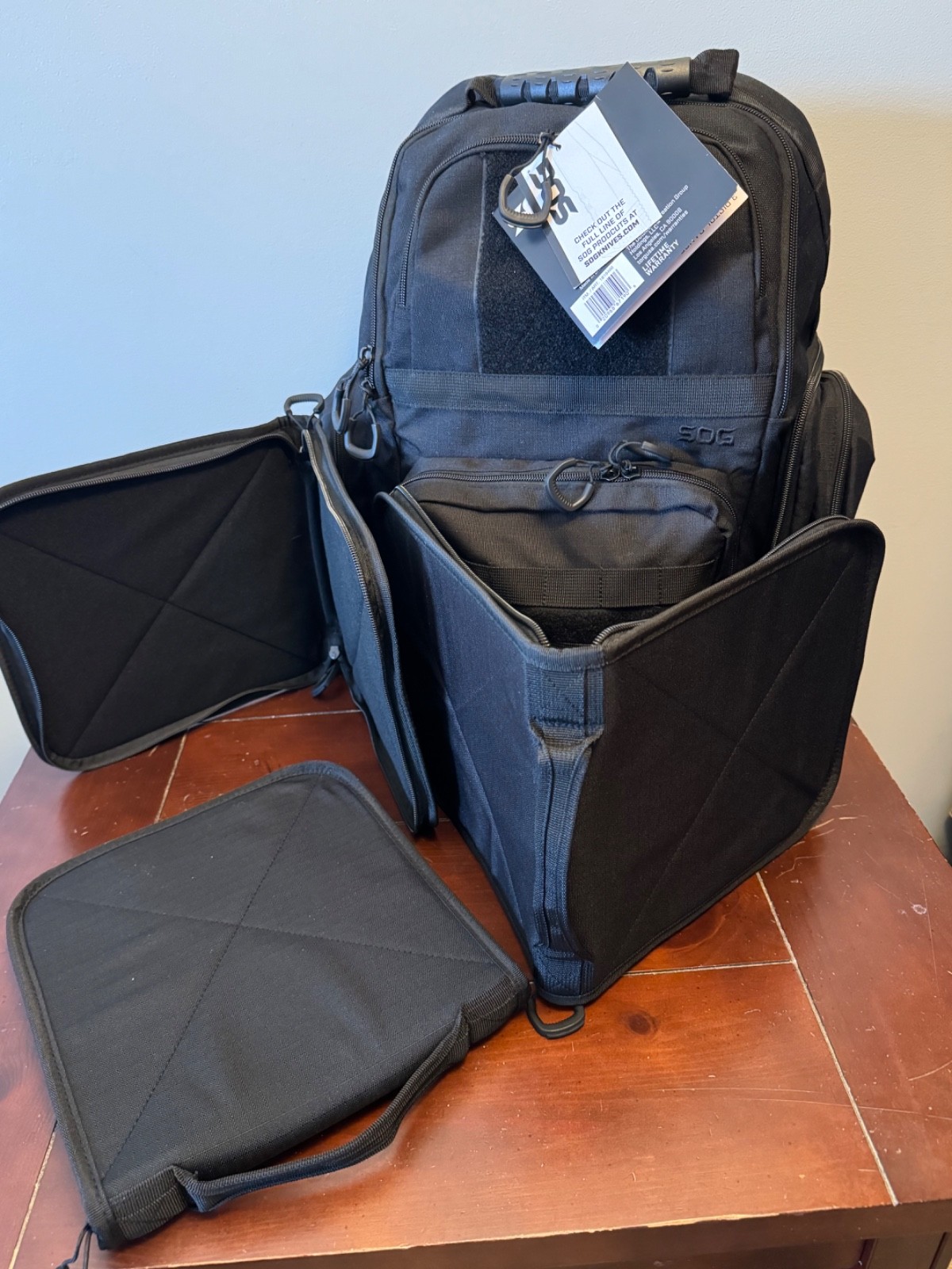 SOG Heavy Duty 3 Pistol Range Tactical Backpack W/3 Gun Cases Brand New w/ Tags