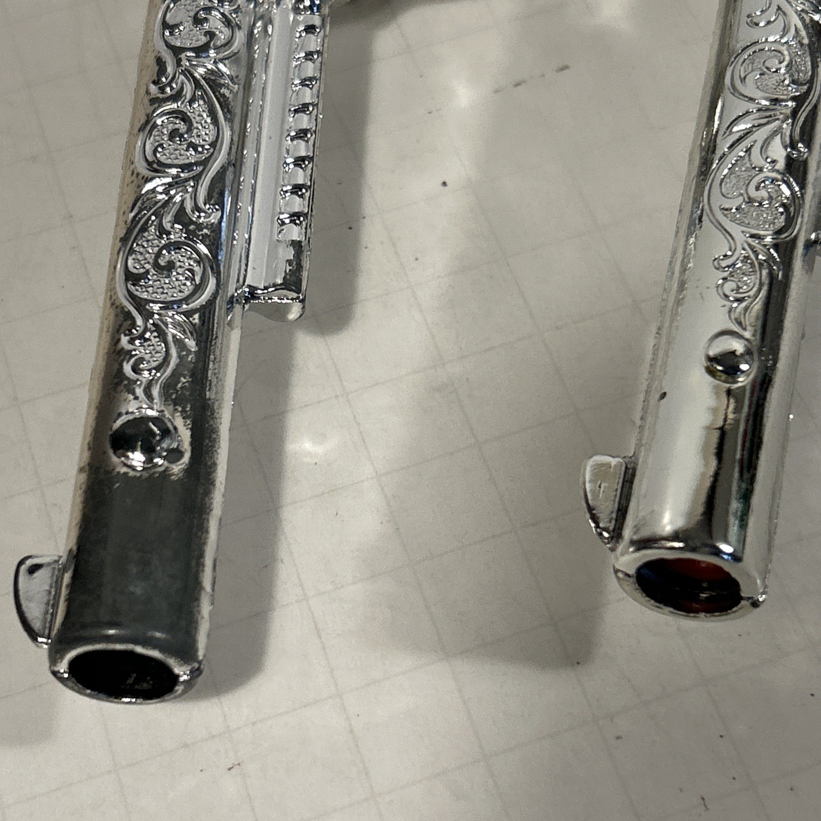 Lot Of 2 VINTAGE PONY BOY GUN PISTOL WESTERN COWBOY COLLECTORS