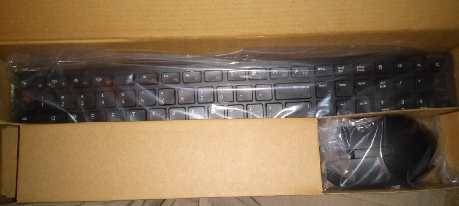 NEW Dell Pro KM5221W Wireless Keyboard & Mouse BLACK