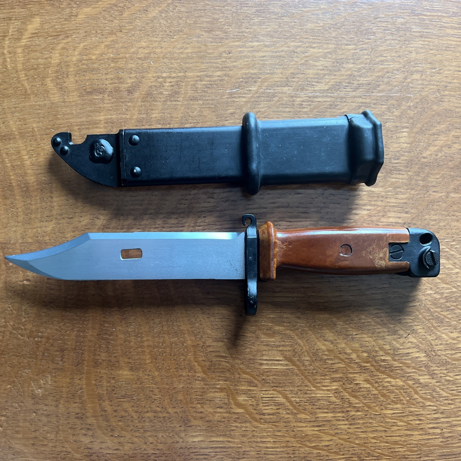 Yugo Russian or Egyptian 6x4 MILITARY FIGHTING KNIFE, Not Sure which one