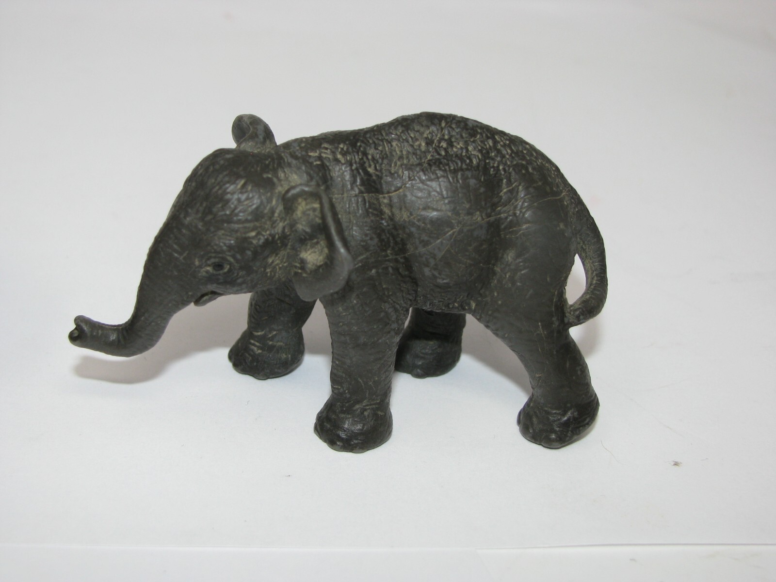 Schleich ASIAN ELEPHANT FAMILY Bull Cow Calf Retired Figures Plus African Calf