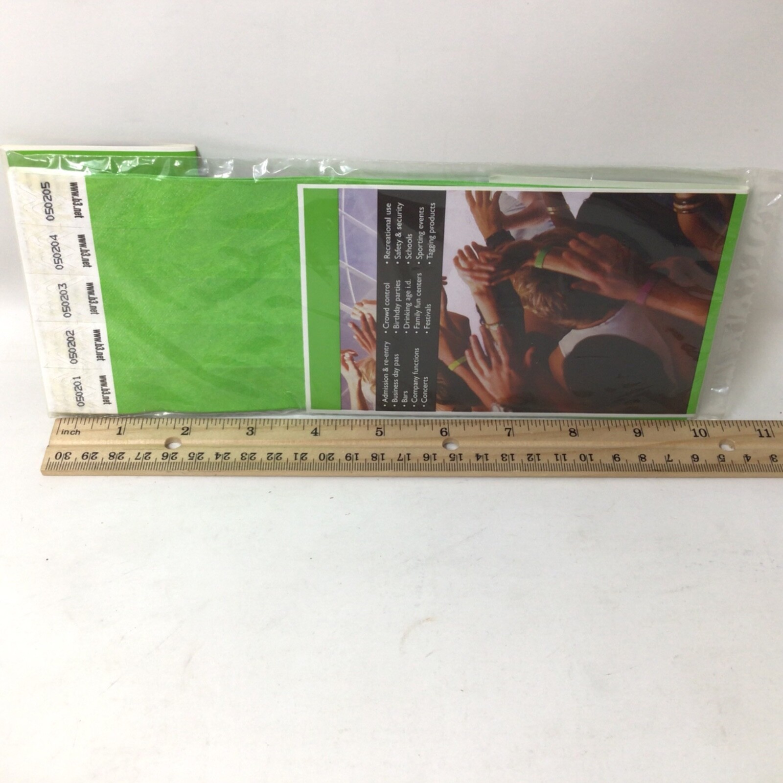 500 Count Tyvek Baumgartens Wristband Wristpass 85060 Security numbered Green