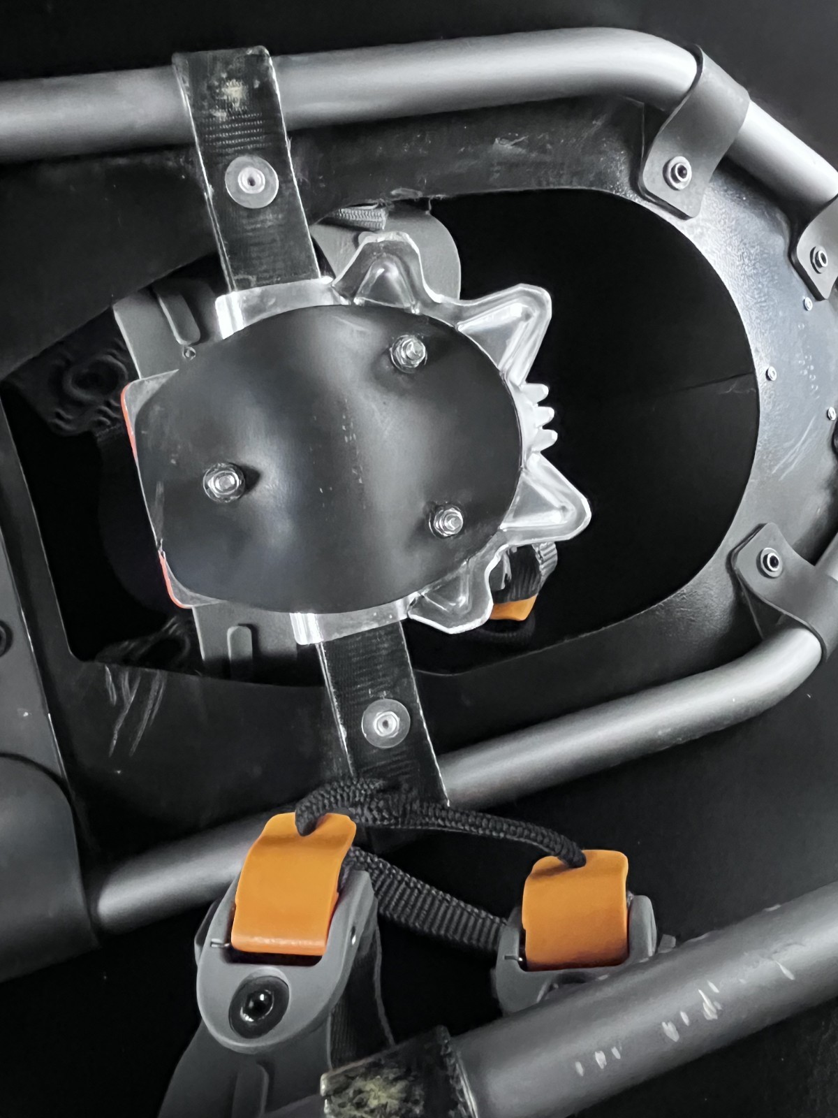 Yukon Charlie's Professional Guide Pro V Series Pair Snowshoes 9x30