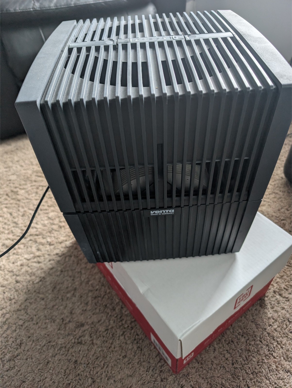 Venta LW25 Comfort Plus Humidifier in Black - Filter-Free Evaporative Humidifier