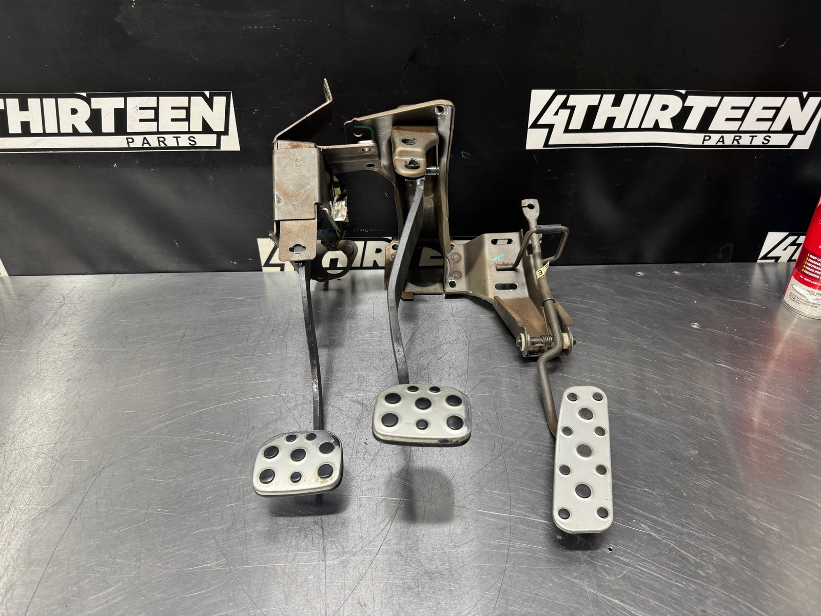 04-06 PONTIAC GTO MANUAL PEDAL ASSEMBLY OEM #L452