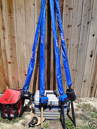 TWO 9' JAWS QUARTER CUT DESIGN TRAVELING ROD COVER FOR OFFSHORE B GAME ROD BLUE