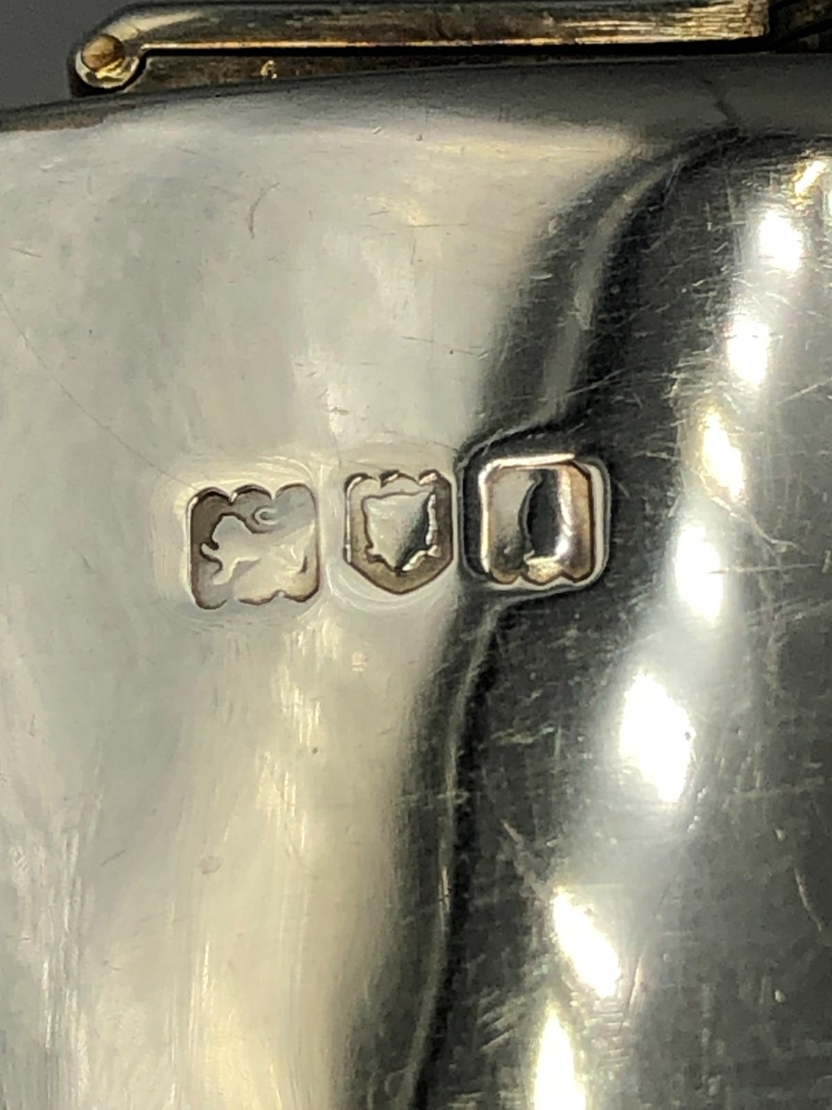 Beautiful antique Sterling Silver Flask 4 5/8" x 3", English hallmarks