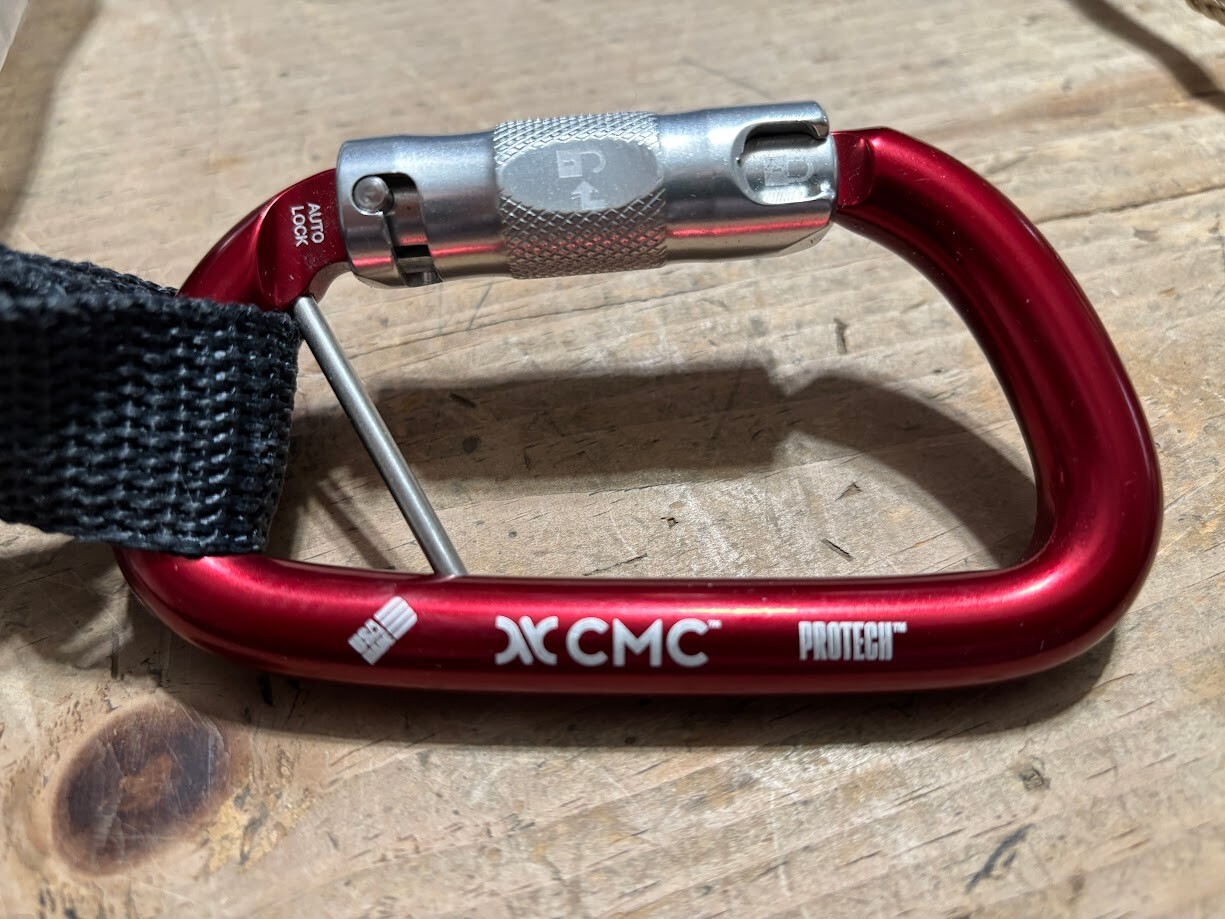 CMC Rescue Levr Fire Escape System w/hook, descender, carabiner, rope + bag NEW